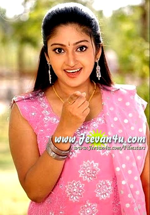 Actress Mithra Kurian Wallpaper